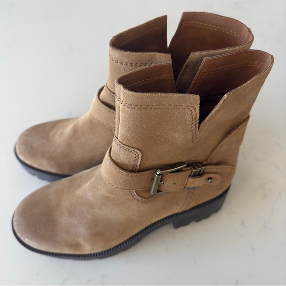 Zodiac Miller Bootie suede in Latte color New Size: 6 - Picture 4 of 7